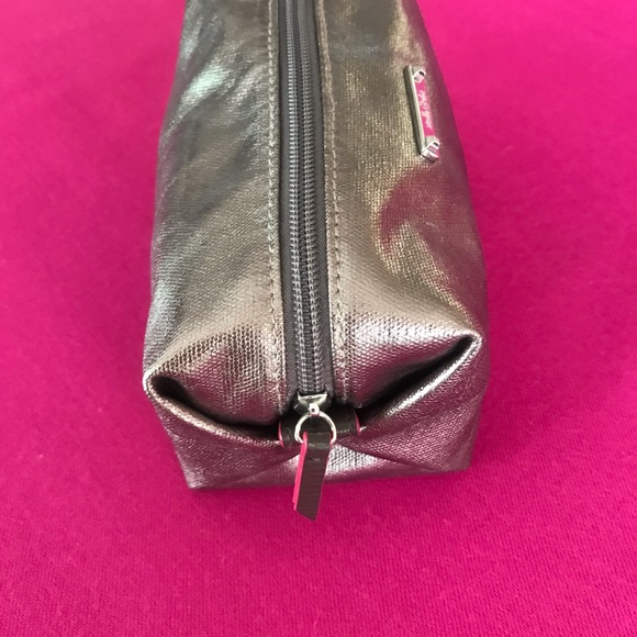 Stella & Dot Pouf Cosmetics Bag - Picture 7 of 9